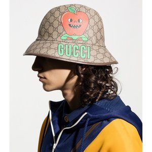 NEW Gucci Apple Supreme Logo Fedora Basket Hat Coated Canvas Beige Ebony Size M
